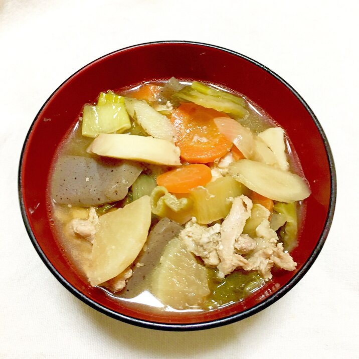 圧力鍋で手抜時短!具10種根菜たっぷり厚揚げ豚汁♡
